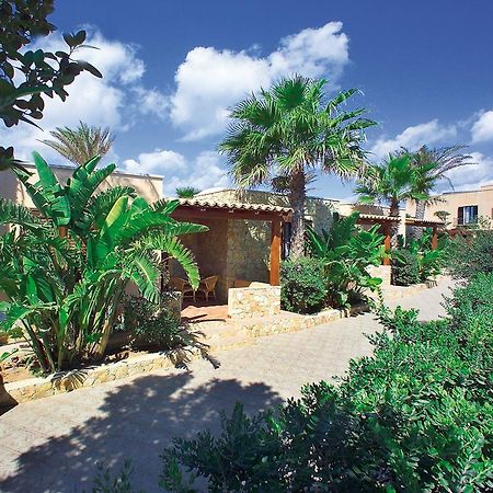 Oasis Hotel Residence Resort LMP Pokoj fotografie