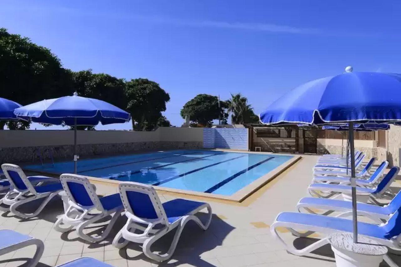 Oasis Hotel Residence Resort LMP Exteriér fotografie