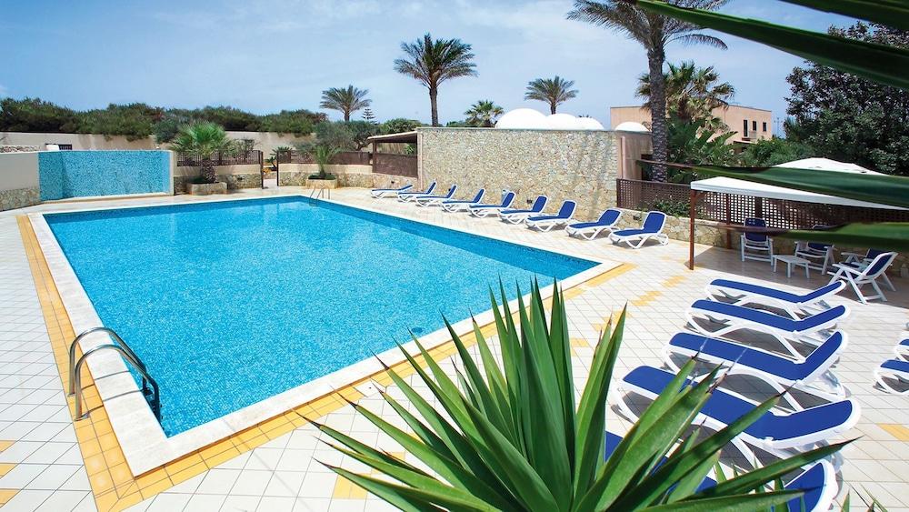 Oasis Hotel Residence Resort LMP Exteriér fotografie