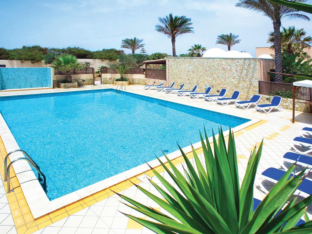 Oasis Hotel Residence Resort LMP Pokoj fotografie