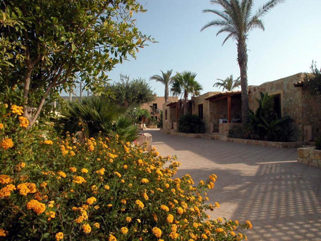 Oasis Hotel Residence Resort LMP Pokoj fotografie